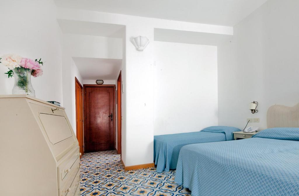 Hotel Vittoria Позітано Номер фото